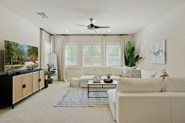 566 W Bonaventure Ave, Mountain House, CA 95391