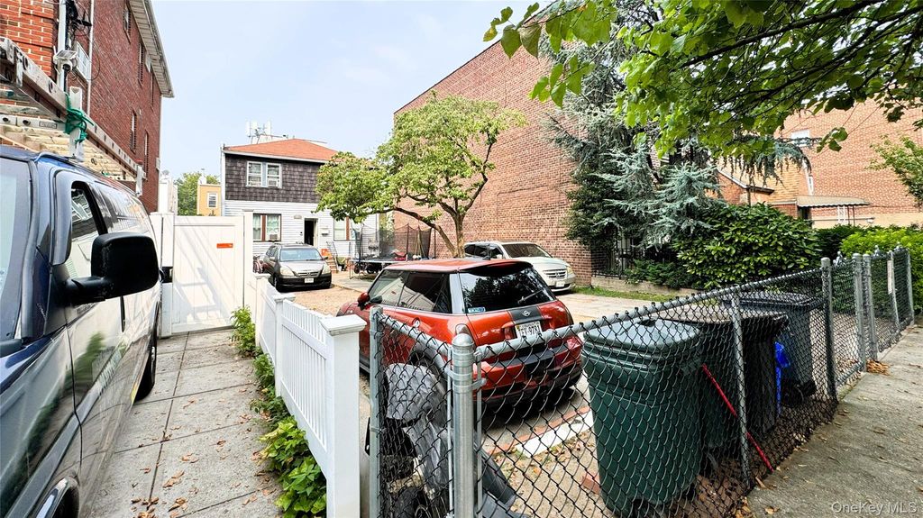 21-28 72nd Street, East Elmhurst, NY 11370