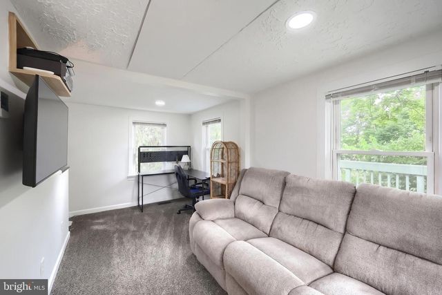 1410 W LOCUST ST, York, PA 17404