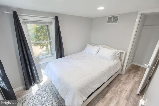 1410 W LOCUST ST, York, PA 17404