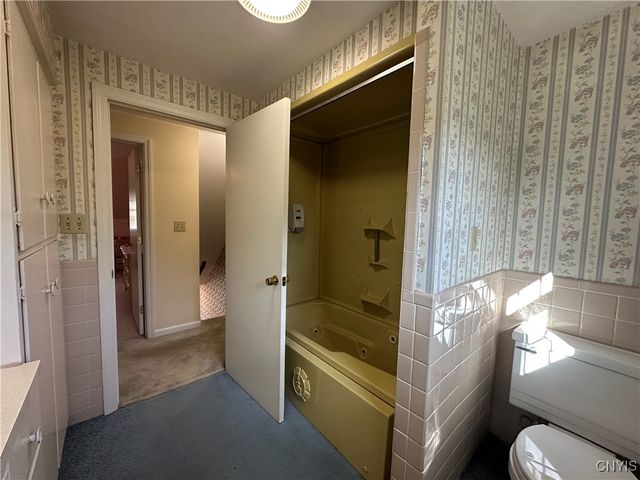 3752 Lyncort Drive, Cortland, NY 13045