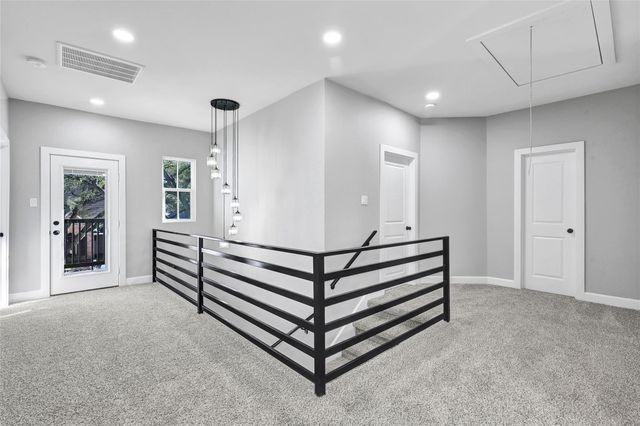 9026 Lawncliff Lane, Houston, TX 77040