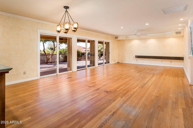 9640 N 18TH Street, Phoenix, AZ 85020