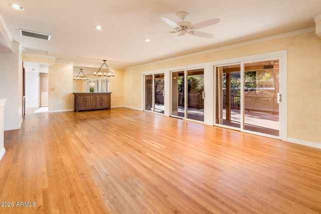 9640 N 18TH Street, Phoenix, AZ 85020