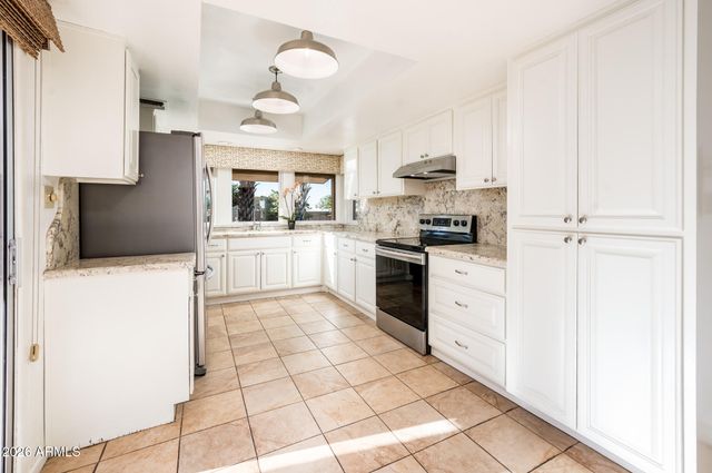 9640 N 18TH Street, Phoenix, AZ 85020