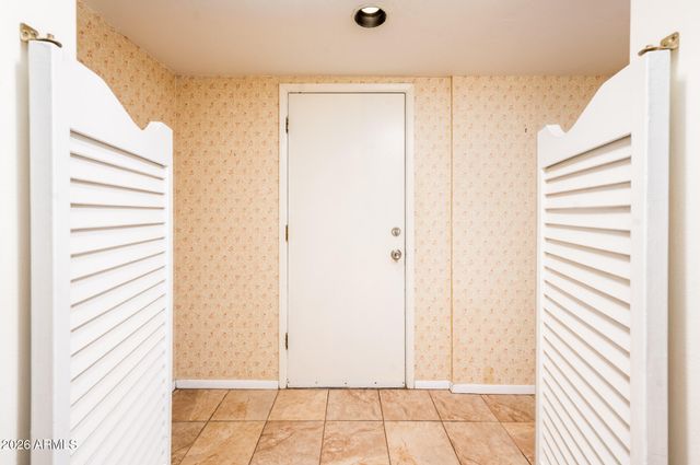 9640 N 18TH Street, Phoenix, AZ 85020