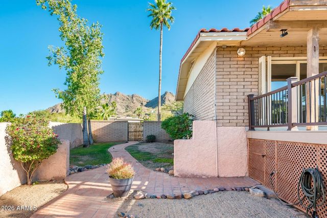 9640 N 18TH Street, Phoenix, AZ 85020