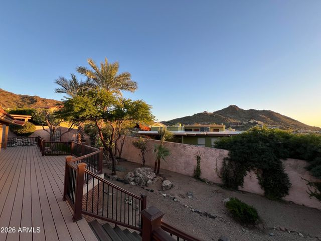 9640 N 18TH Street, Phoenix, AZ 85020