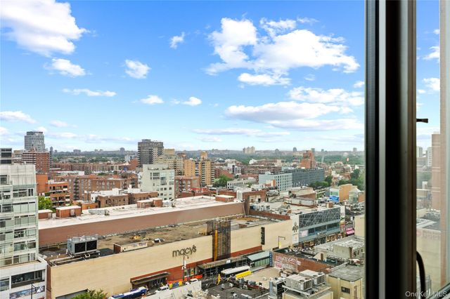 138-35 39th Avenue 13E, Flushing, NY 11354