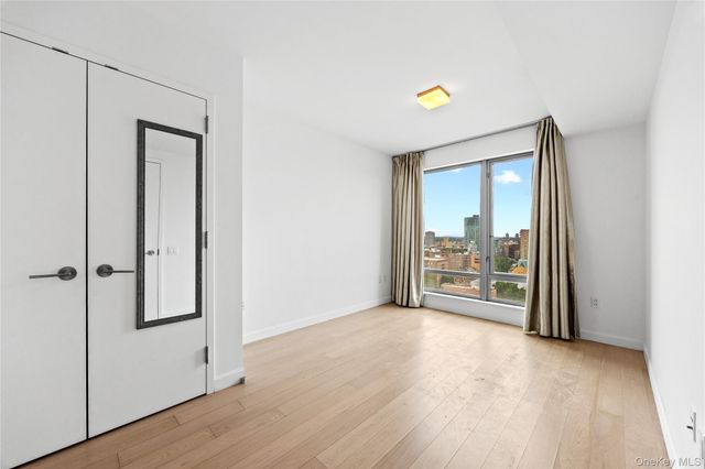 138-35 39th Avenue 13E, Flushing, NY 11354