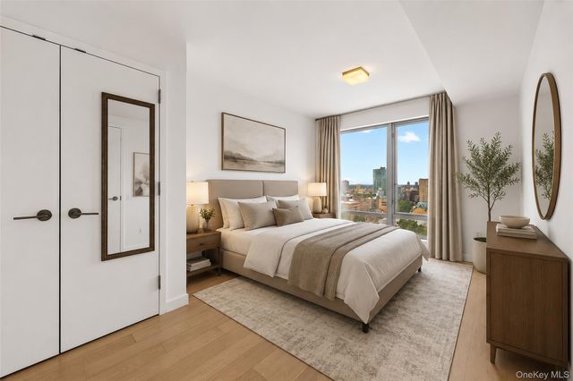 138-35 39th Avenue 13E, Flushing, NY 11354