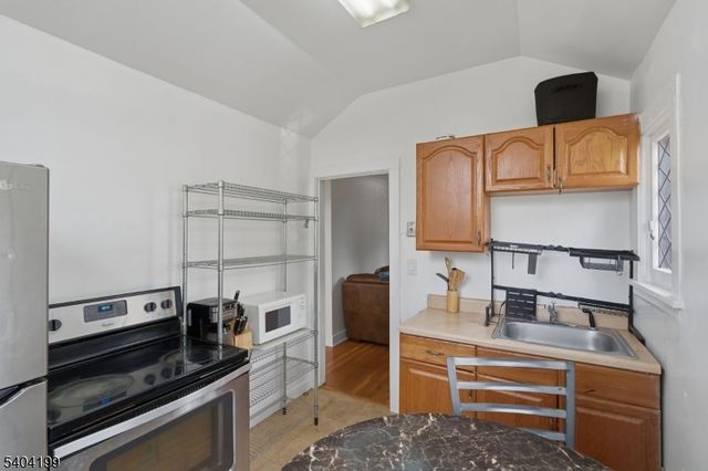 44 Norman Rd, Montclair Twp., NJ 07043