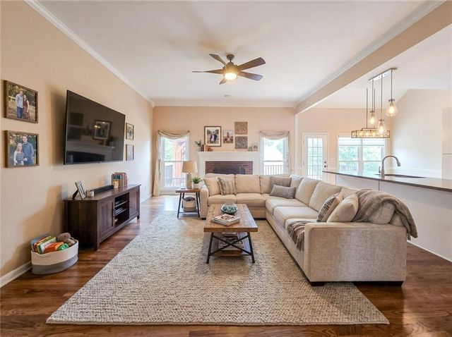 1475 Barrett Place Lane, Lawrenceville, GA 30043