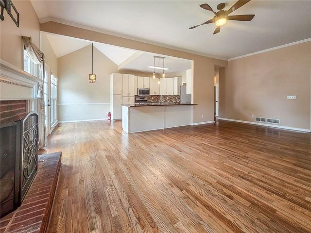 1475 Barrett Place Lane, Lawrenceville, GA 30043