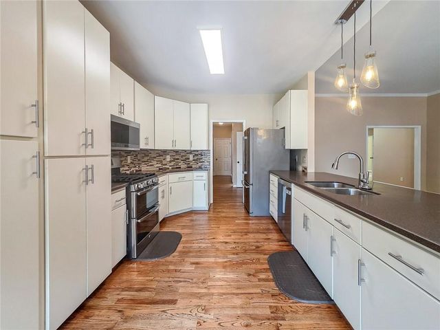 1475 Barrett Place Lane, Lawrenceville, GA 30043