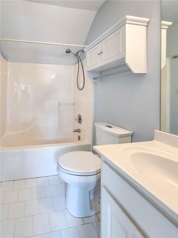 1475 Barrett Place Lane, Lawrenceville, GA 30043
