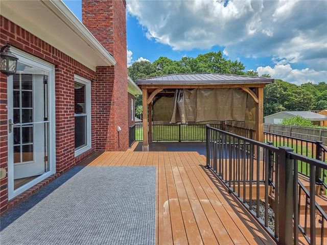 1475 Barrett Place Lane, Lawrenceville, GA 30043