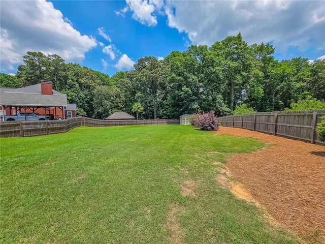 1475 Barrett Place Lane, Lawrenceville, GA 30043