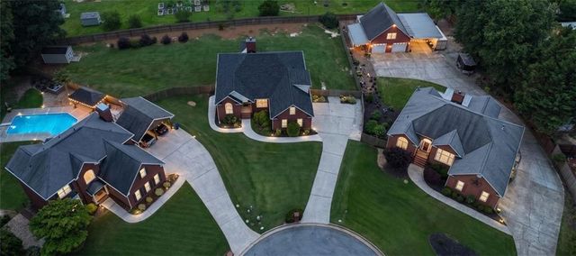 1475 Barrett Place Lane, Lawrenceville, GA 30043