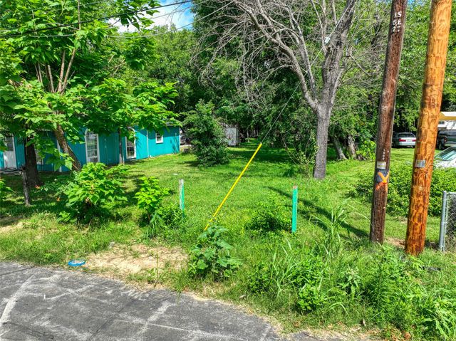 3907 Agnes Street, Dallas, TX 75210