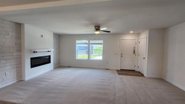 4662 Circle Inn Drive 17, Shelbyville, MI 49344