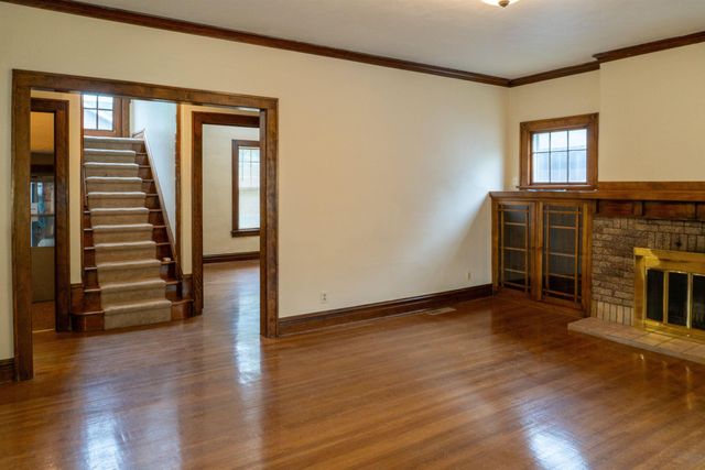 703 MAIN ST S, Minot, ND 58701