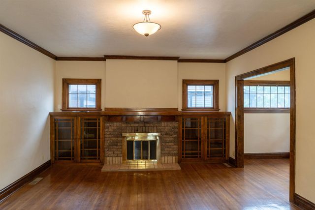 703 MAIN ST S, Minot, ND 58701