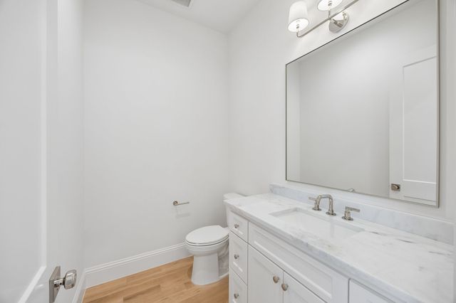 10148 Hedgeway Drive, Dallas, TX 75229
