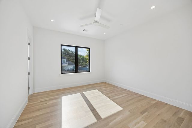 10148 Hedgeway Drive, Dallas, TX 75229