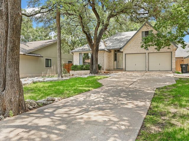 7423 Dallas DR, Austin, TX 78729