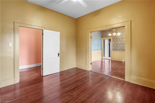933 West Street, Winston-salem, NC 27101