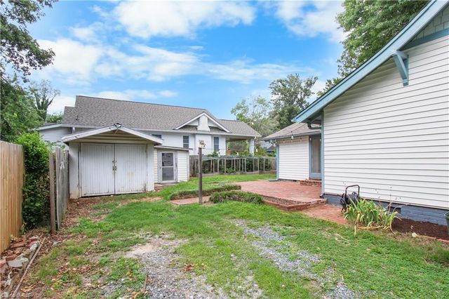 933 West Street, Winston-salem, NC 27101