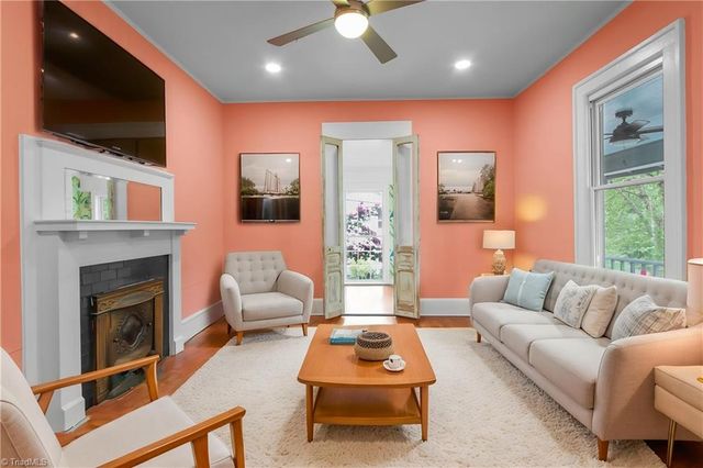 933 West Street, Winston-salem, NC 27101