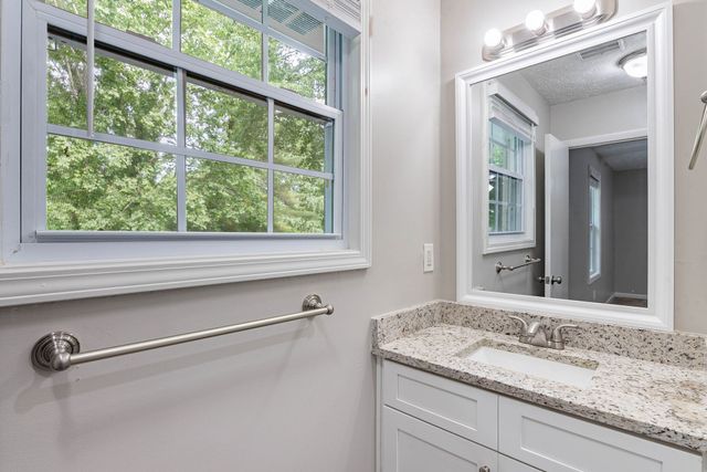 104 Evanmeade Dr, Smyrna, TN 37167