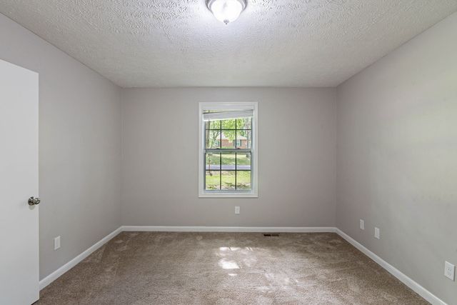 104 Evanmeade Dr, Smyrna, TN 37167