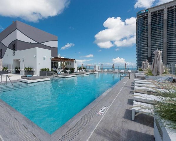 1010 Brickell Ave 3410, Miami, FL 33131