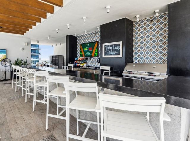 1010 Brickell Ave 3410, Miami, FL 33131