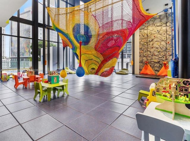 1010 Brickell Ave 3410, Miami, FL 33131