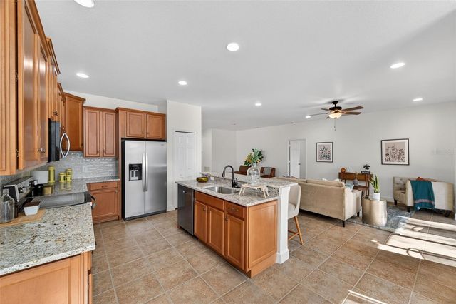 128 SILVER FALLS DRIVE, Apollo Beach, FL 33572