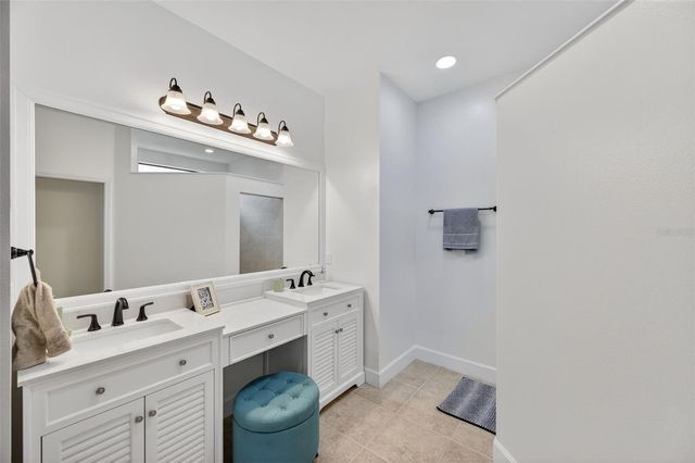 128 SILVER FALLS DRIVE, Apollo Beach, FL 33572