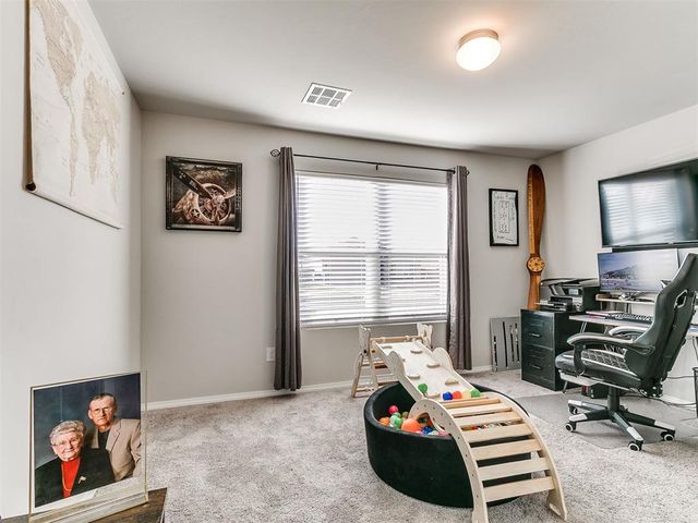 488 Fox Den Drive, Newcastle, OK 73065