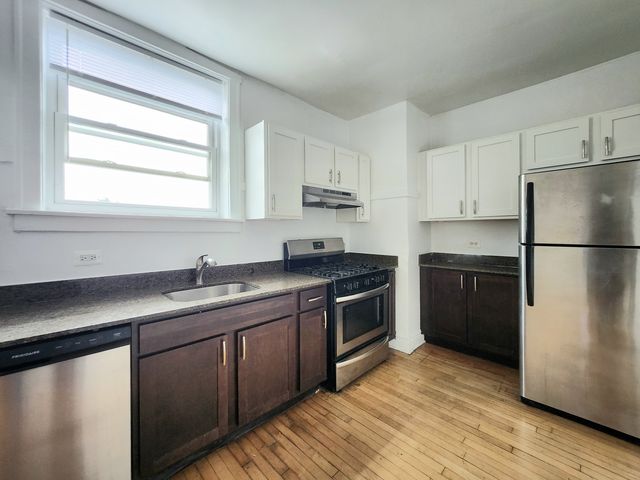2244 N Monticello Avenue 3W, Chicago, IL 60647