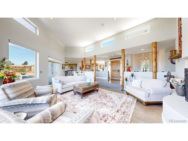 7648 Hawks Nest Trl, Littleton, CO 80125