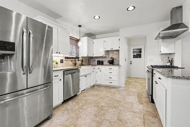 1316 Mockingbird Lane, Edmond, OK 73034