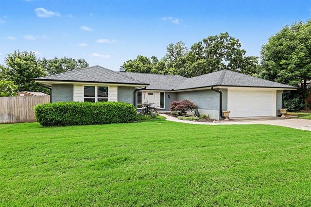 1316 Mockingbird Lane, Edmond, OK 73034