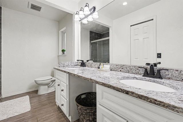 1316 Mockingbird Lane, Edmond, OK 73034