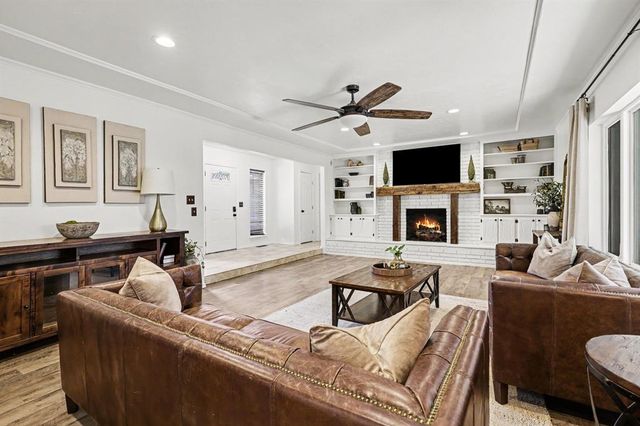 1316 Mockingbird Lane, Edmond, OK 73034