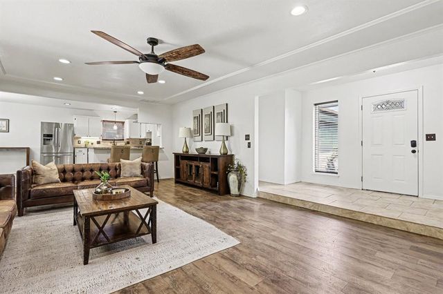 1316 Mockingbird Lane, Edmond, OK 73034