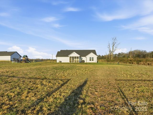 520 Shoal Road, Lincolnton, NC 28092
