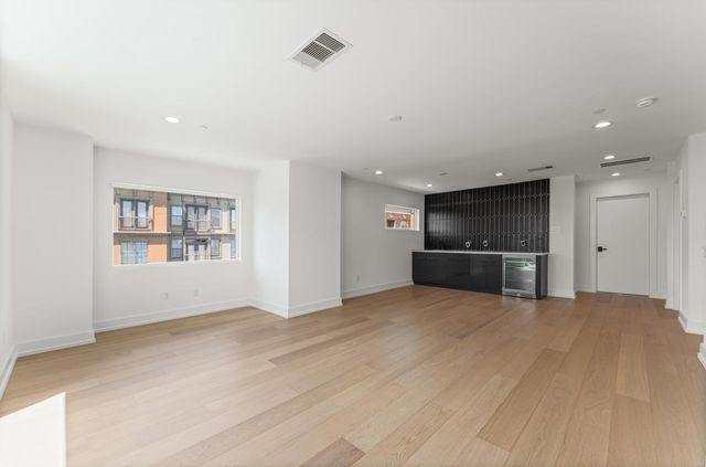 6114 Gehring Street, Houston, TX 77021
